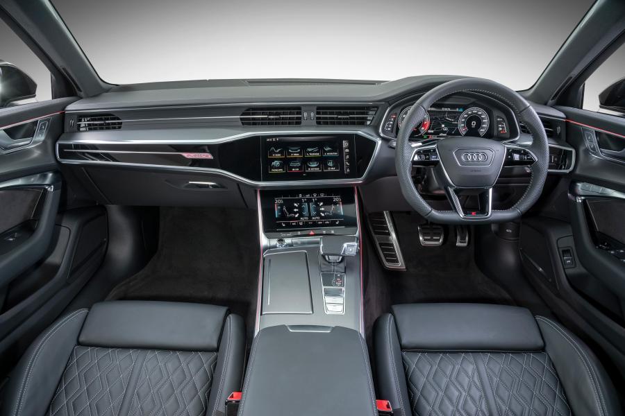 Торпедо Audi S6 Sedan TFSI (C8) 2020 года  (ZA) (фото 19 из 40)